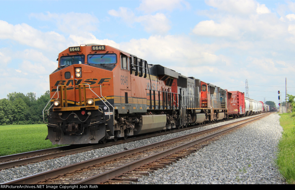 BNSF 6646, CN 5697 & CSX 4805